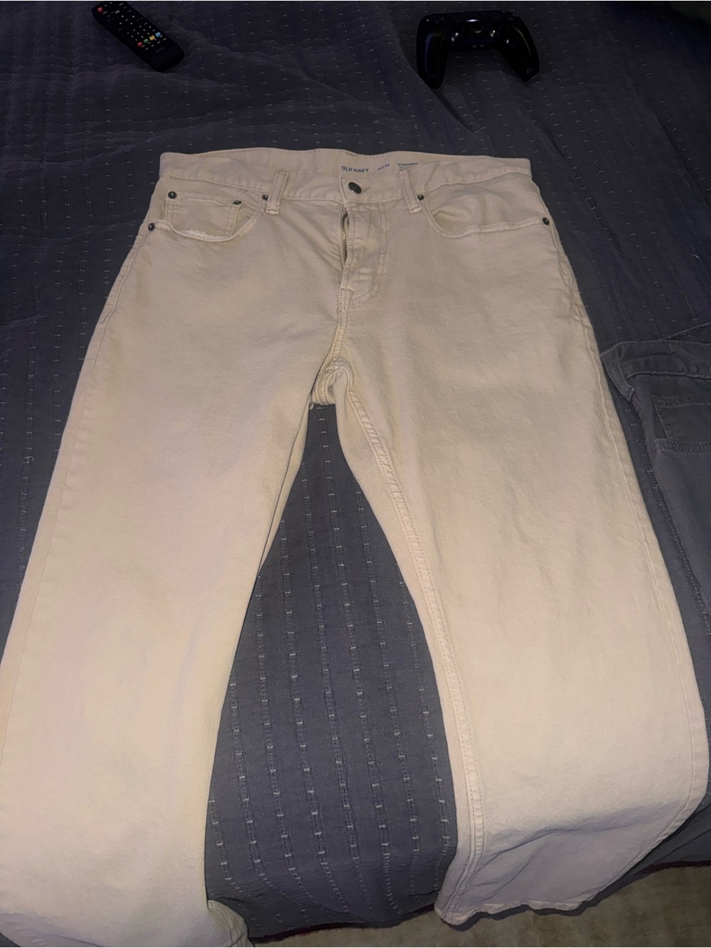 Old Navy Men's Cream Relaxed Jeans